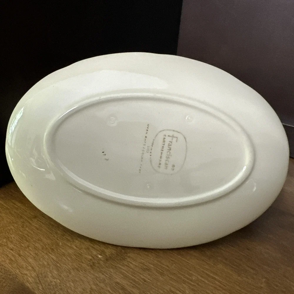 Franciscan Apple Gravy Boat with Underplate 8 1/2